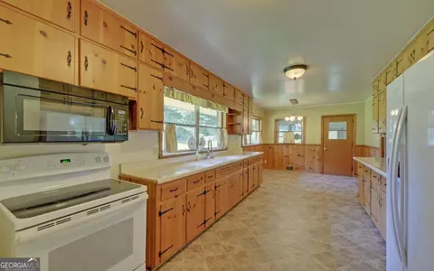 30 Mountain View Dr, Toccoa, GA 30577 photo 10