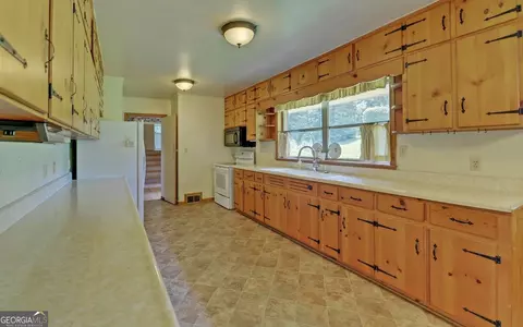 30 Mountain View Dr, Toccoa, GA 30577 photo 12