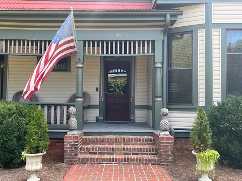 411 Broad St, Lagrange, GA 30240 photo 4