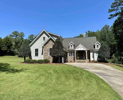 67 Julia Cir, Manchester, GA 31816
