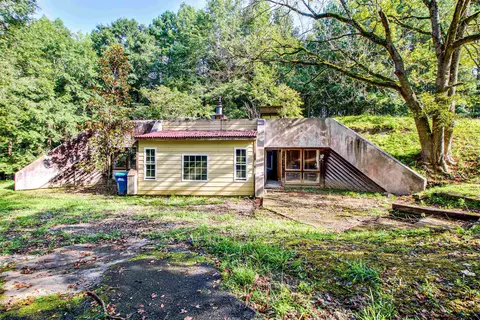 3215 Stonewall Tell Rd, College Park, GA 30349
