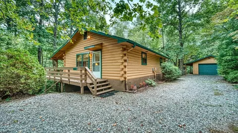38 Winn Cove Rd, Blairsville, GA 30512