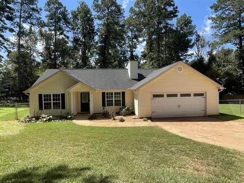 87 Newton Rd, Lagrange, GA 30240