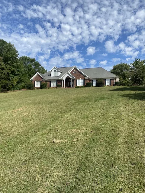 4611 Old Cornelia Hwy, Lula, GA 30554