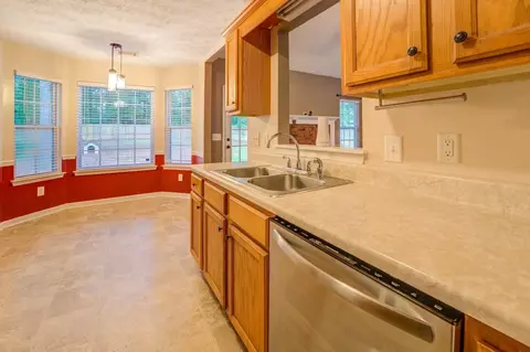 240 Chestnut Dr, Covington, GA 30016 photo 20