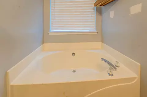 240 Chestnut Dr, Covington, GA 30016 photo 28