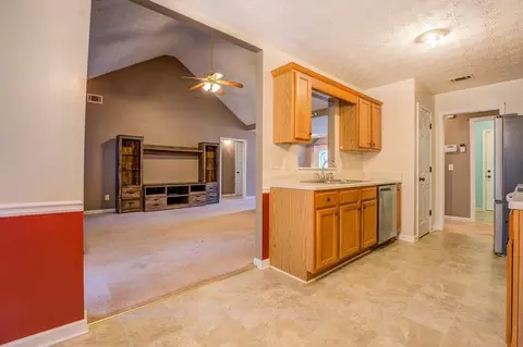 240 Chestnut Dr, Covington, GA 30016 photo 18