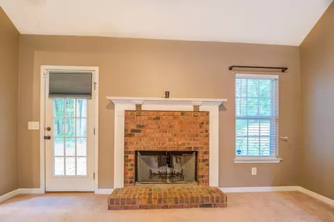 240 Chestnut Dr, Covington, GA 30016 photo 16
