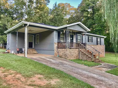 239 Ramp Rd, Lagrange, GA 30240