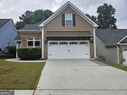 175 Greenview Dr, Newnan, GA 30265