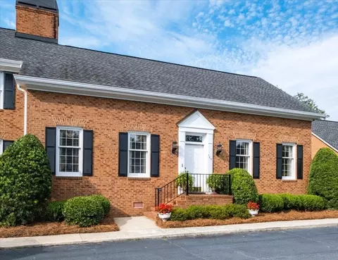 125 Covington Pl, Macon, GA 31210