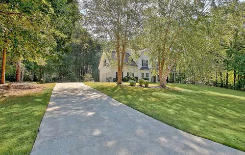 215 Kripple Kreek Dr, Sharpsburg, GA 30277