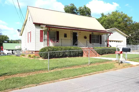 141 Sixth St, Trion, GA 30753