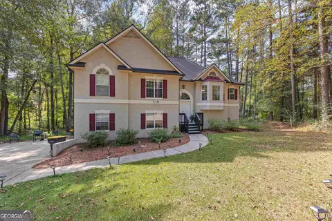 56 Montpelier Pl, Sharpsburg, GA 30277