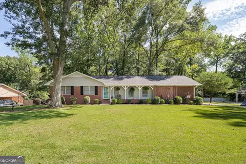 514 Kinney St, Sandersville, GA 31082