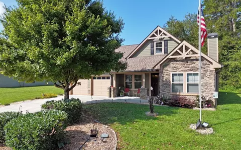 168 Bent Grass Cir, Hayesville, NC 28904