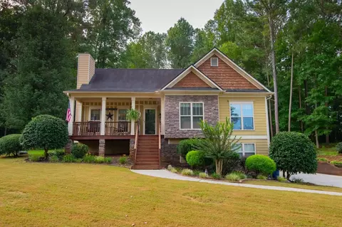 12 NE Willow Cir, White, GA 30184