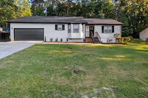 6717 River Glen Dr, Riverdale, GA 30296