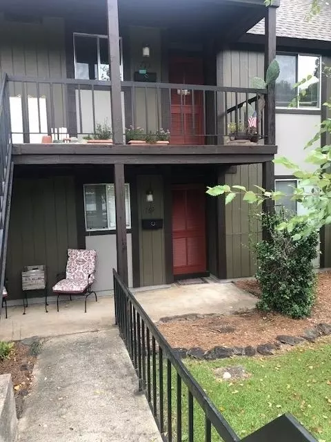 769 Willow Creek Dr, Macon, GA 31204