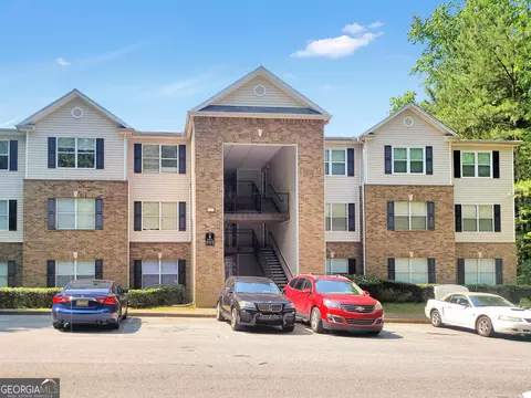 3221 Fairington Dr, Lithonia, GA 30038