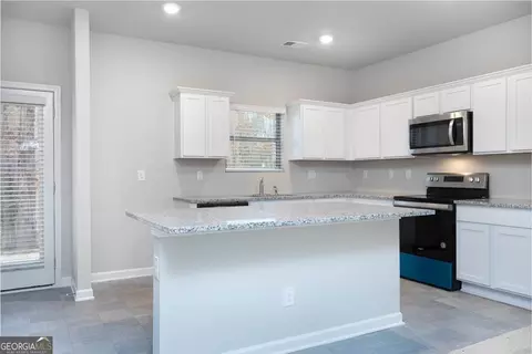 11887 Conrad Cir #151, Hampton, GA 30228 photo 8