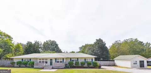 1712 30th St, Valley, AL 36854
