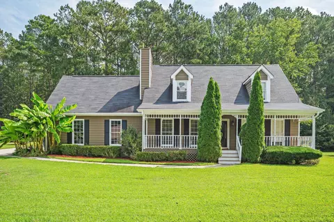 9186 Tara Dr, Covington, GA 30014