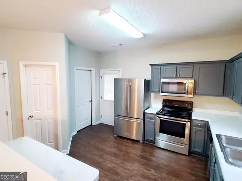 6676 Sunset Hills Blvd, Rex, GA 30273 photo 6