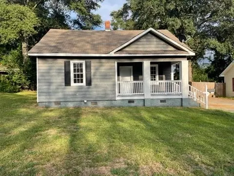 613 S Church St, Thomaston, GA 30286