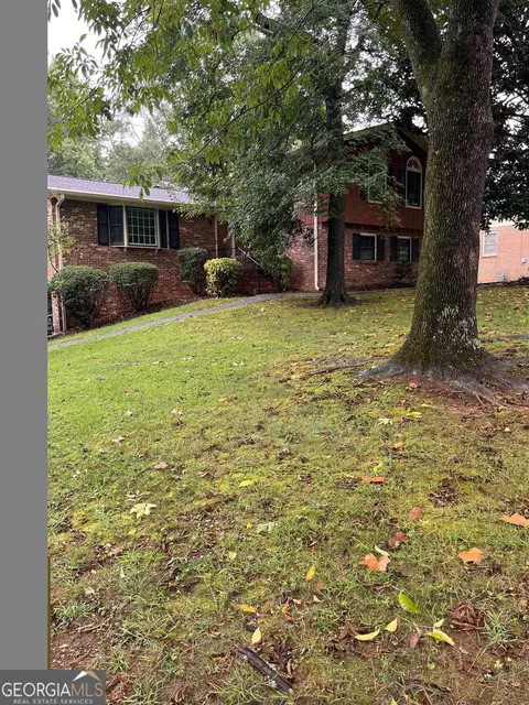 5344 Ocarol Ct, Stone Mountain, GA 30088