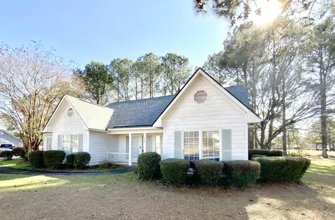 510 SE St Andrews Cir, Statesboro, GA 30461