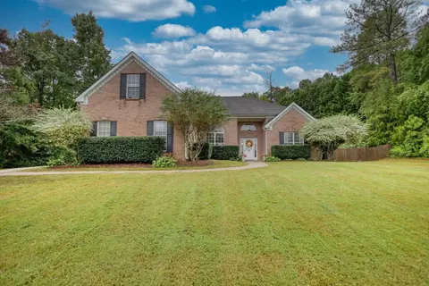90 River Birch Dr, Oxford, GA 30054
