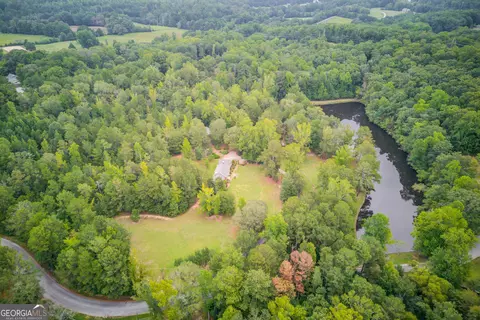 675 Hale I Dr, Oxford, GA 30054