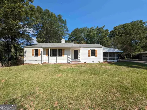 301 E 3rd St, West Point, GA 31833 photo 2