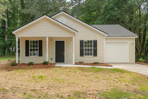 127 Hillcrest Dr, Stockbridge, GA 30281