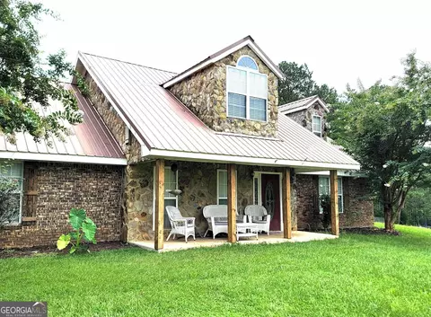 1714 County Road 35, Fruithurst, AL 36262