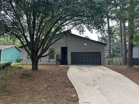 2624 Hewatt Rd, Snellville, GA 30039