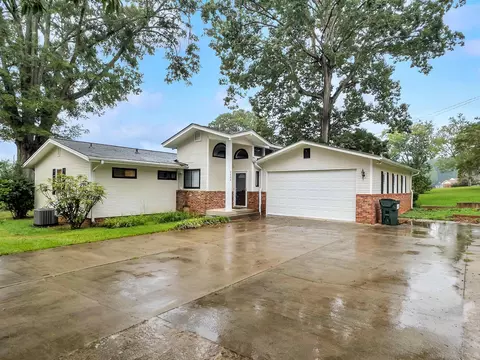 2634 Jodeco Dr, Jonesboro, GA 30236