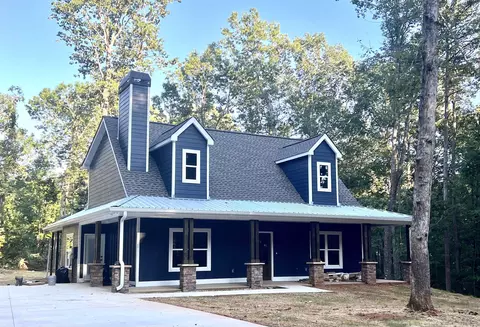 392 Spring Crest Rd, Cleveland, GA 30528