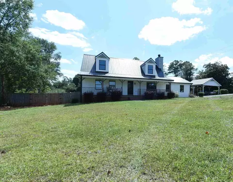 4 Briar Ridge Rd, Newnan, GA 30263