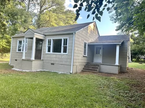 1532 High Falls Rd, Griffin, GA 30223