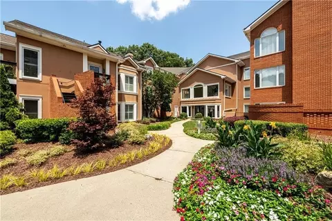 5614 Brooke Ridge Dr, Dunwoody, GA 30338