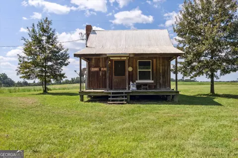 685 Clark Farm Rd, Twin City, GA 30471