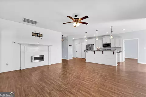 313 Kendall Ct, Perry, GA 31069 photo 6