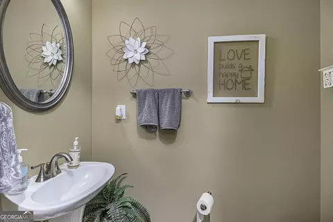 44 Black Diamond Dr, Fairburn, GA 30213 photo 5