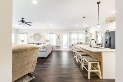 503 Barbara Ct, Forsyth, GA 31029 photo 9