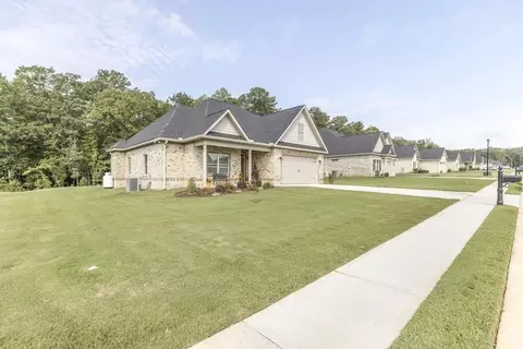 503 Barbara Ct, Forsyth, GA 31029 photo 4