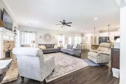 503 Barbara Ct, Forsyth, GA 31029 photo 12