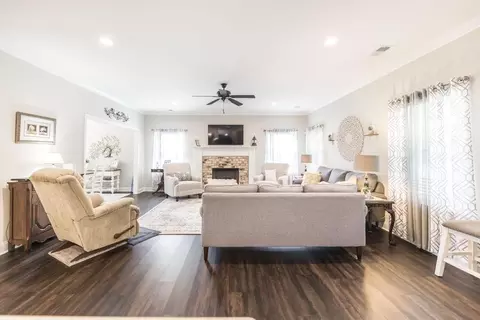 503 Barbara Ct, Forsyth, GA 31029 photo 10
