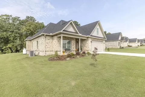 503 Barbara Ct, Forsyth, GA 31029 photo 2